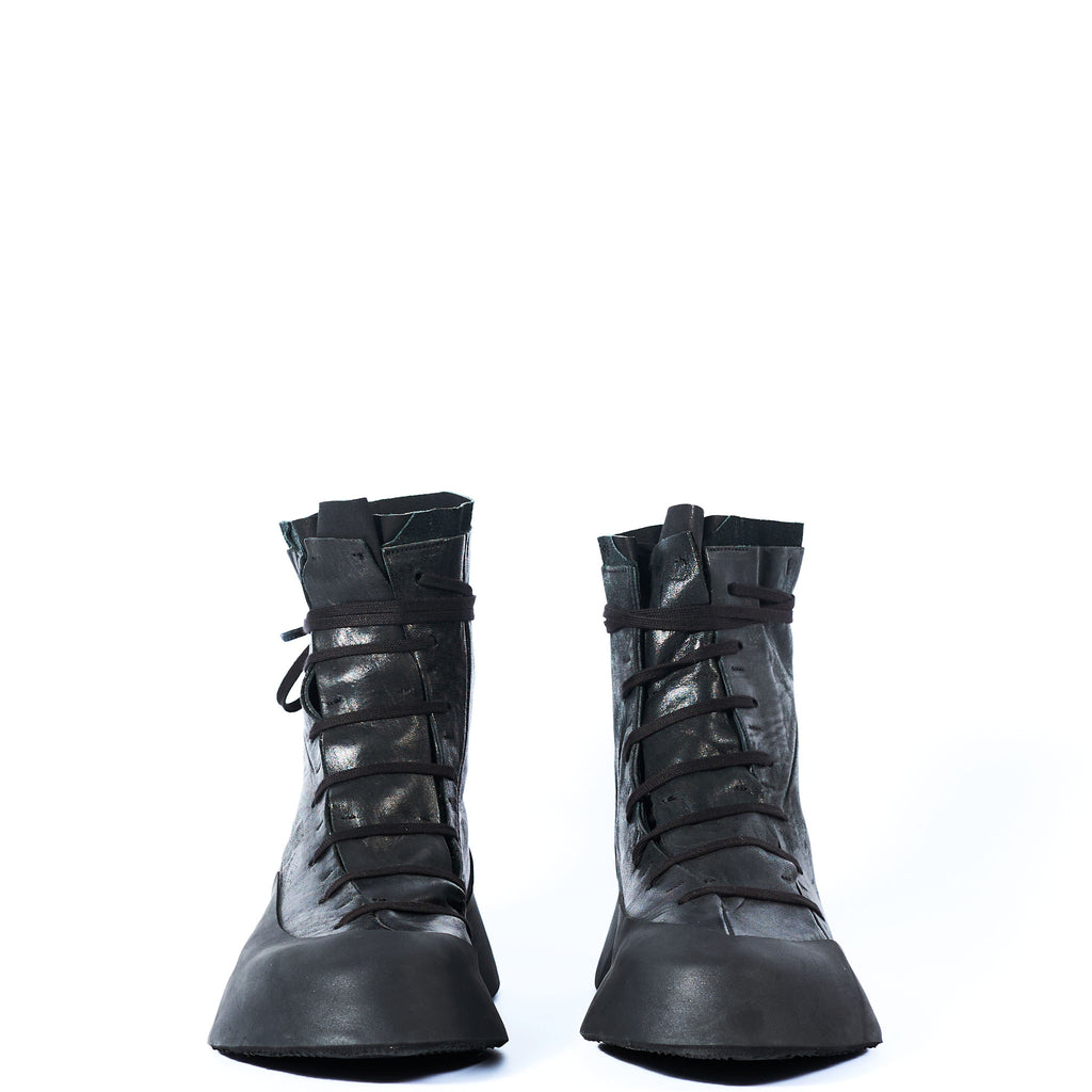 DISTORTION FEATHERWEIGHT HIGH-TOP SNEAKER