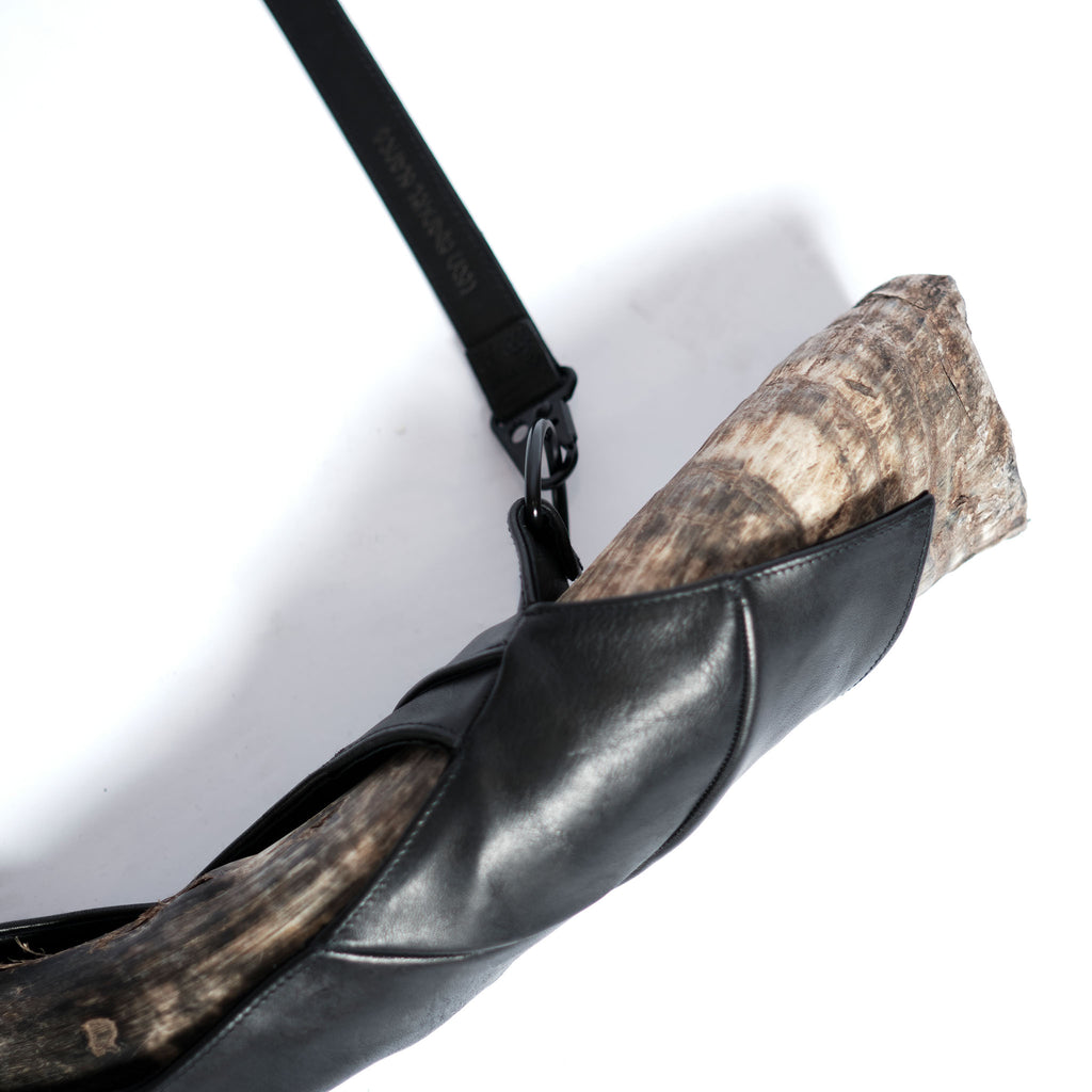 DISTORTION HORN 'FLASK'