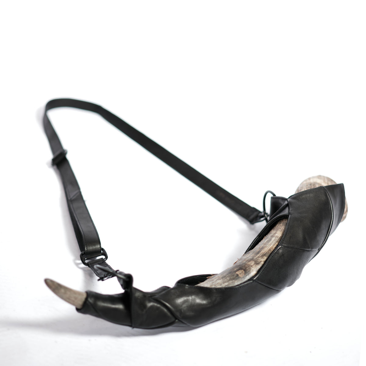 DISTORTION HORN 'FLASK'
