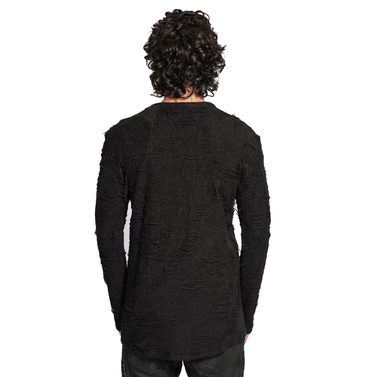DISTRESSED LONG SLEEVE T-SHIRT