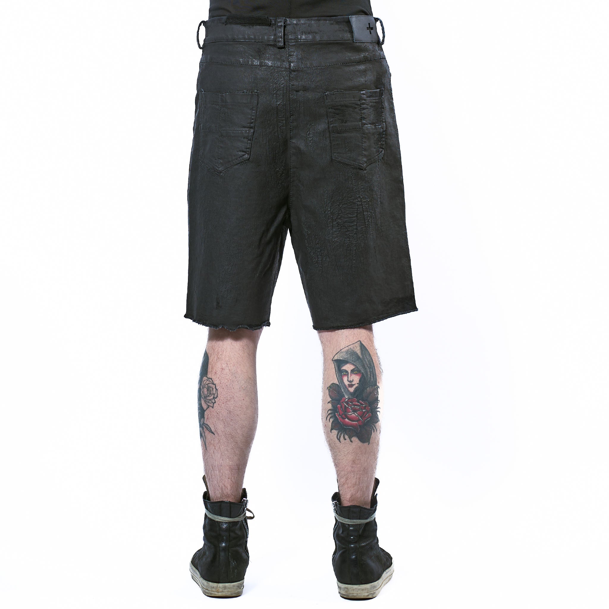PAINTED DENIM SHORTS
