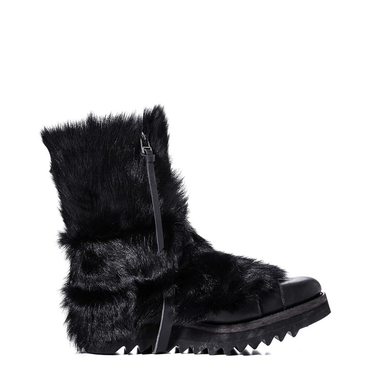 GOAT FUR / HORSE LEATHER GAITER
