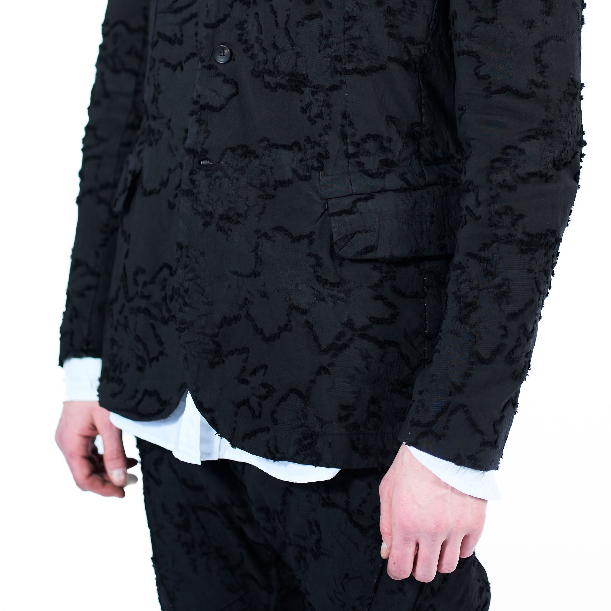 FRAYING JACKET