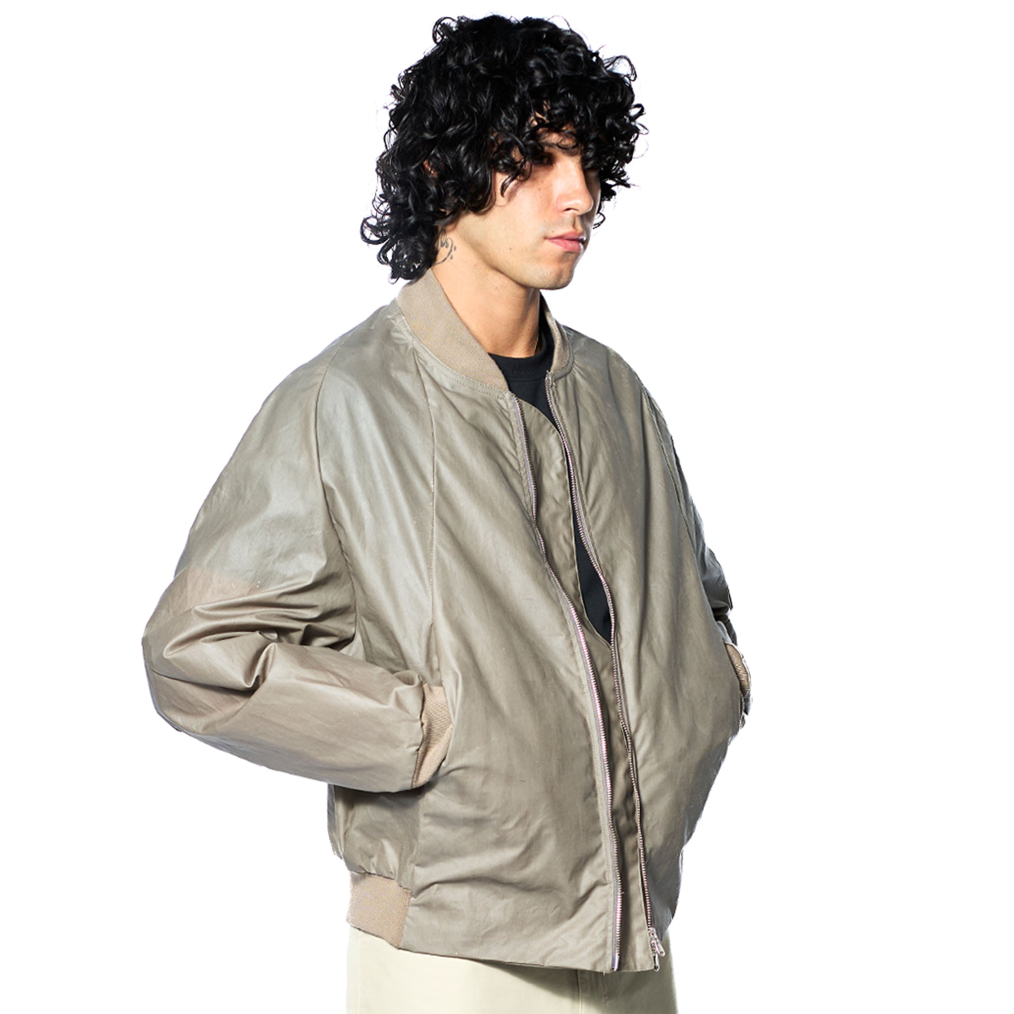 K02 BOMBER JACKET