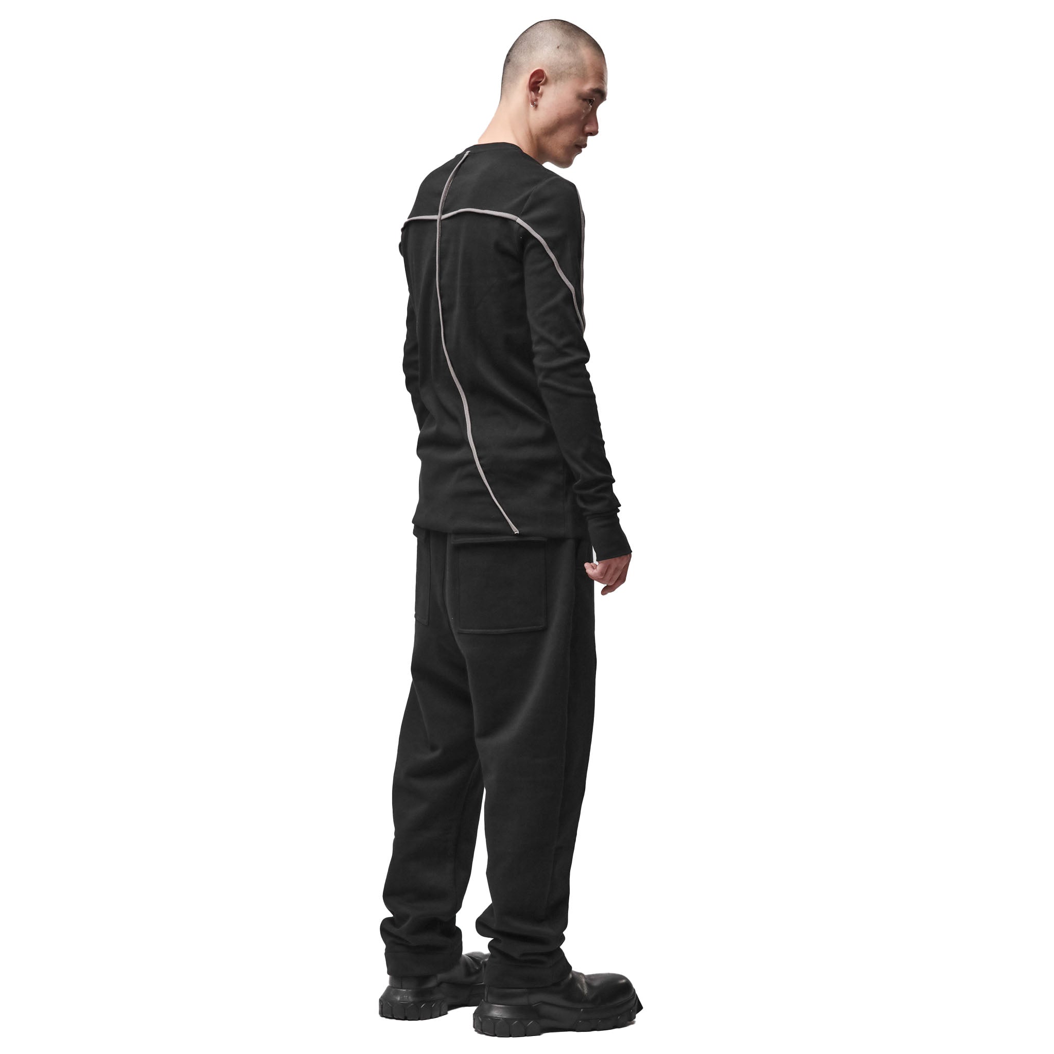 *PRE-ORDER* LONGSLEEVE M TS 960
