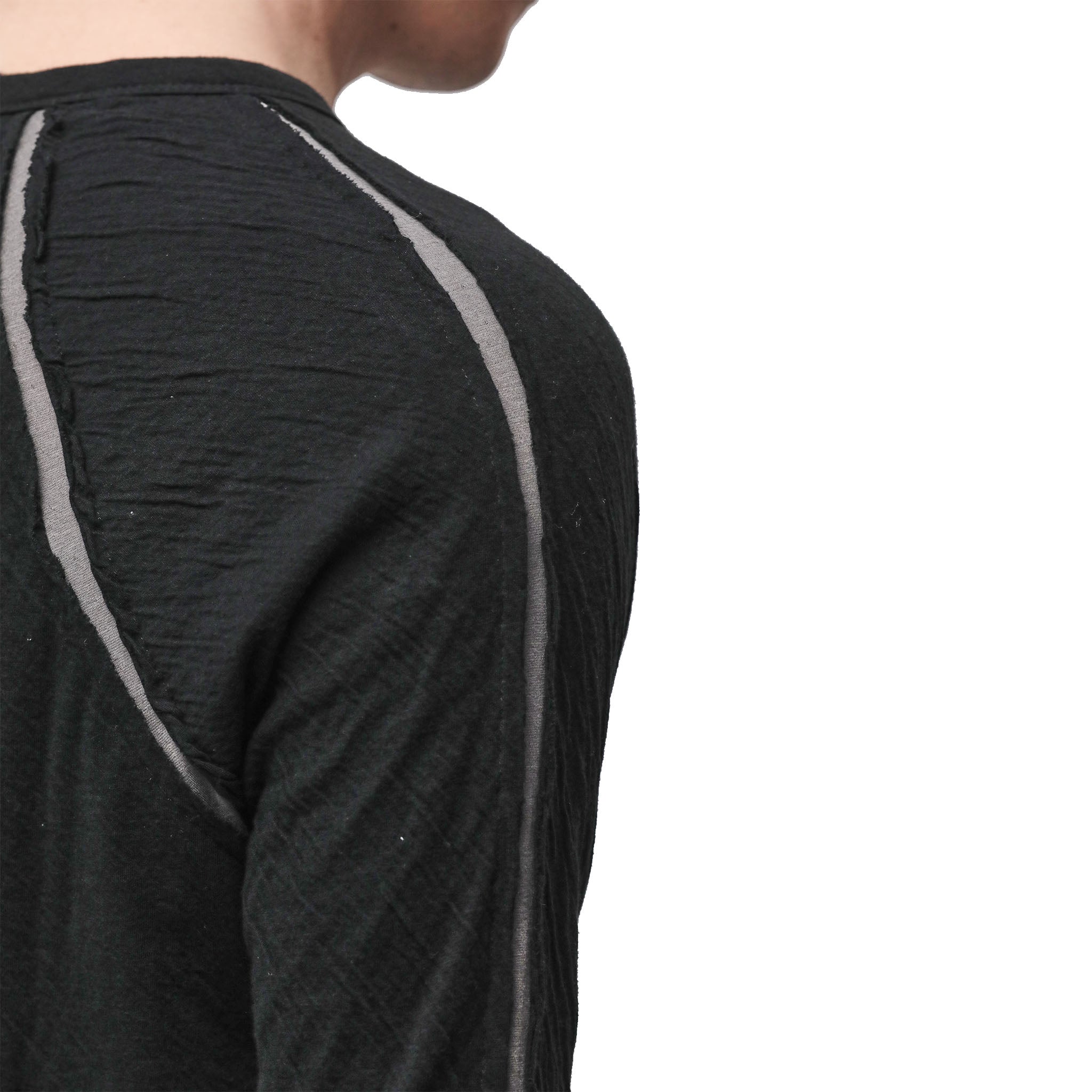 *PRE-ORDER* LONGSLEEVE M TS 982