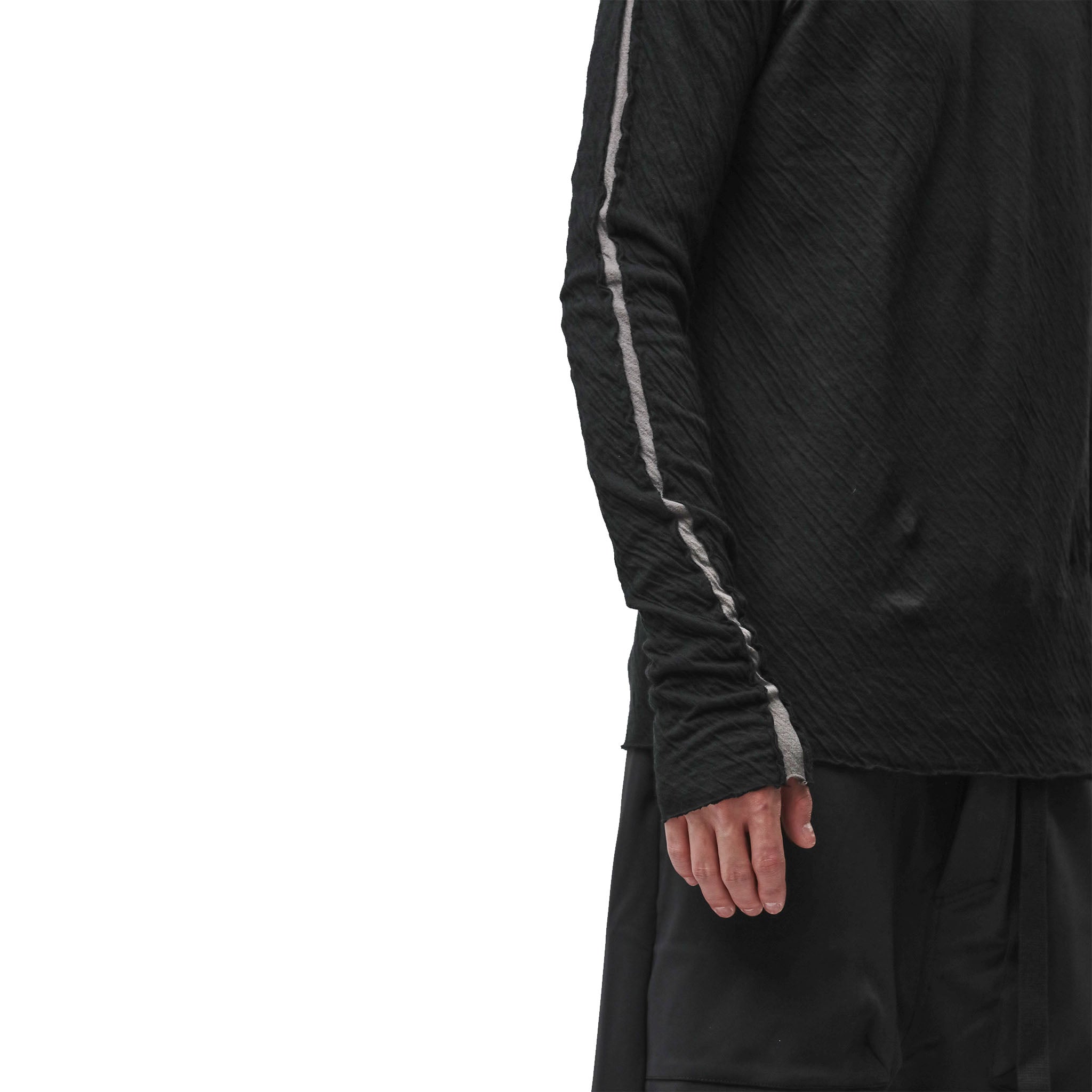 *PRE-ORDER* LONGSLEEVE M TS 982