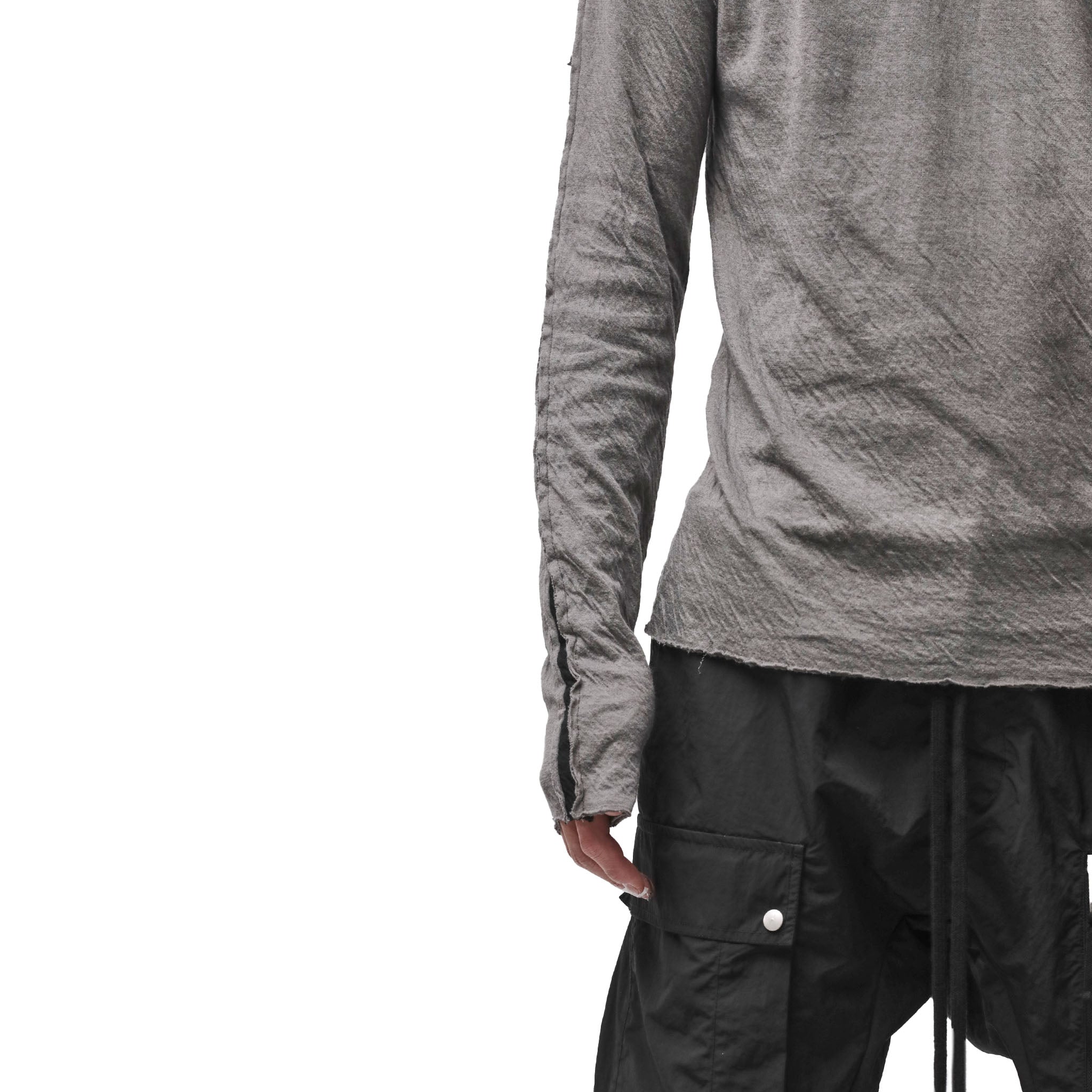 *PRE-ORDER* LONGSLEEVE M TS 982