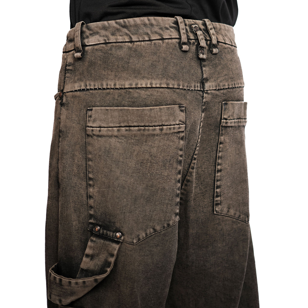 WIDE LEG DART JEANS