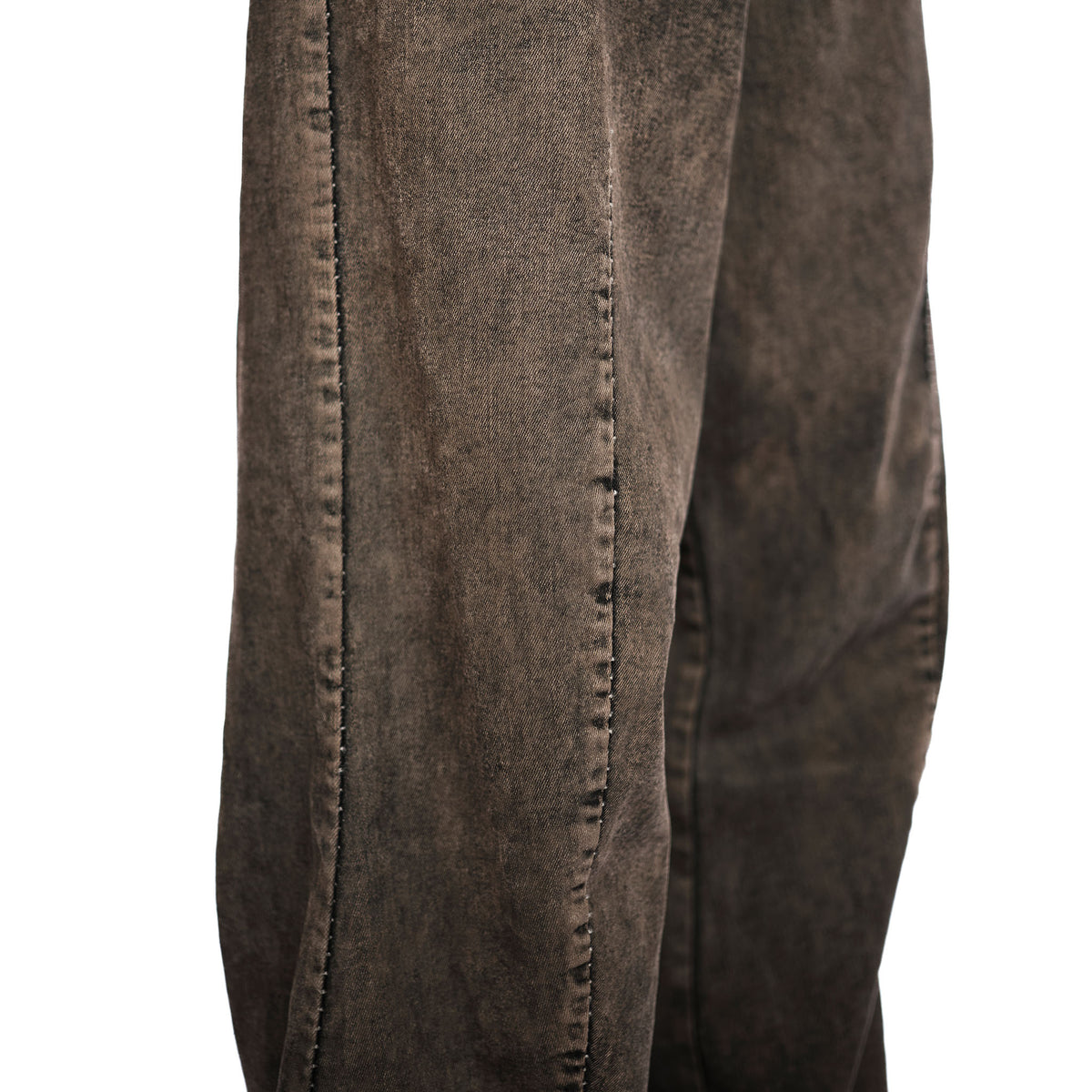 WIDE LEG DART JEANS