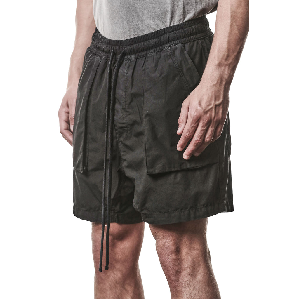 SHORT M P 37