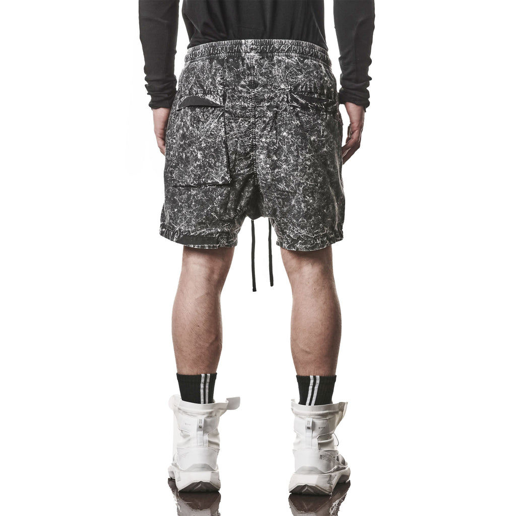 SHORT M P 37